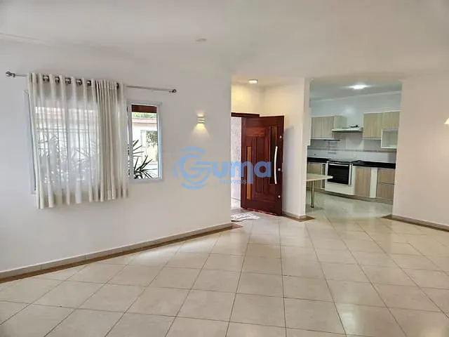 Casa com 385m² 3 quartos e 5 banheiros, à venda, no bairro Jardim do Lago em Bragança Paulista