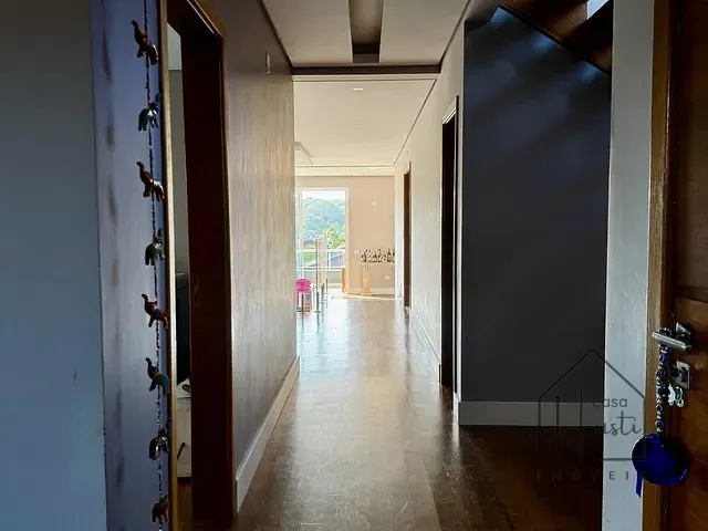 Casa com 371m² 4 quartos e 6 banheiros, à venda, no bairro Paysage Clair em Vargem Grande Paulista
