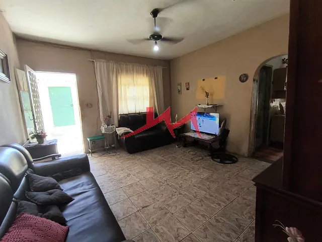 Casa com 298m² 3 quartos e 2 banheiros, à venda, no bairro Almerinda em São Gonçalo