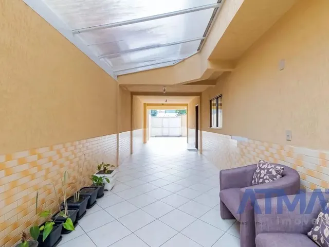 Casa com 400m² 4 quartos e 10 banheiros, à venda, no bairro Portão em Curitiba