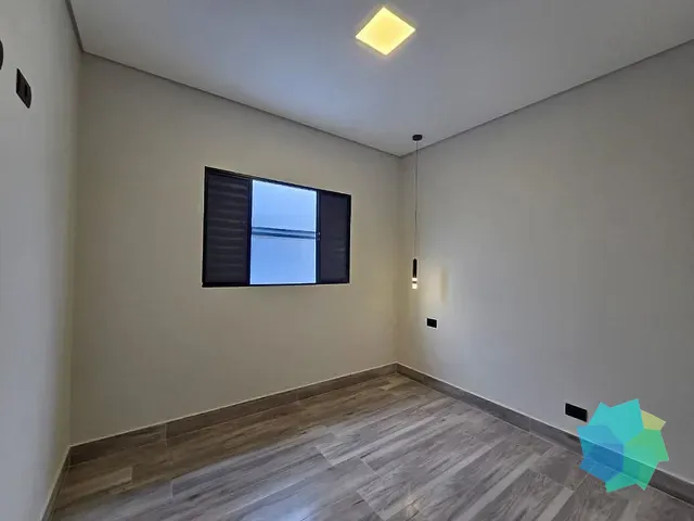 Casa com 150m² 3 quartos e 2 banheiros, à venda, no bairro Vila Flora em Salto