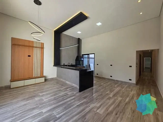 Casa com 150m² 3 quartos e 2 banheiros, à venda, no bairro Vila Flora em Salto