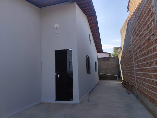 Foto do Casa - Casa para locação, J K, Araçuaí, MG | Rede Max Imoveis