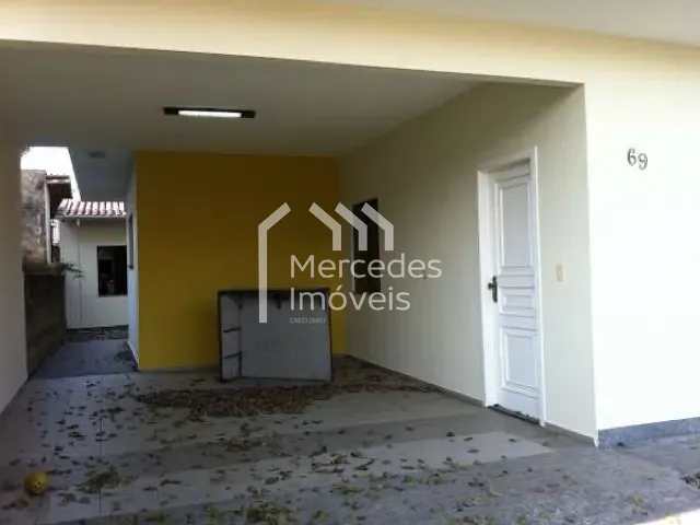 Casa com 148m² 3 quartos e 3 banheiros, à venda, no bairro Barra do Rio em Itajaí