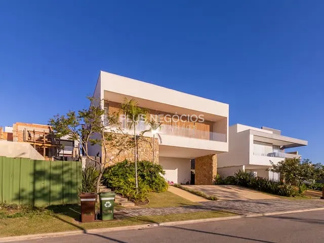 Casa com 450m² 4 quartos e 6 banheiros, à venda, no bairro Alphaville Nova Esplanada 3 em Votorantim