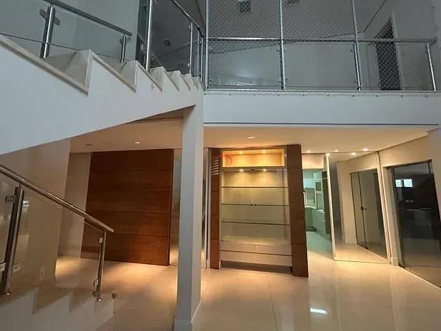 Casa com 352m² 4 quartos e 4 banheiros, à venda, no bairro Esperança em Londrina