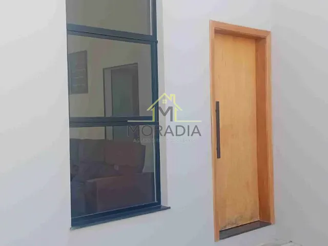 Casa 3 quartos e 3 banheiros, à venda, no bairro Catetos em Guaxupé