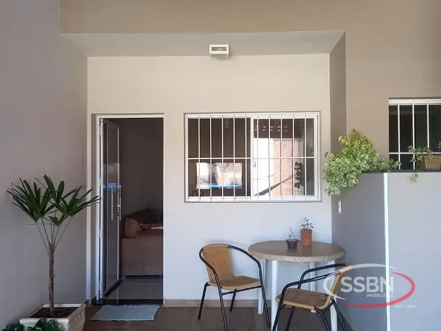 Casa com 320m² 2 quartos e 2 banheiros, à venda, no bairro Jardim Monte Das Oliveiras em Nova Odessa