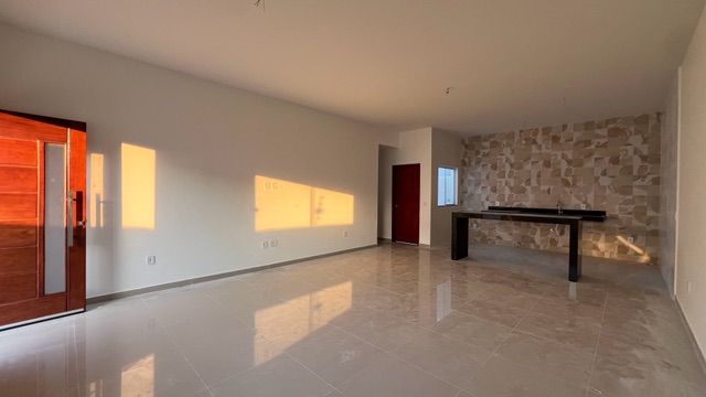 Casa com 230m² 3 quartos e 2 banheiros, à venda, no bairro Nova São Pedro em São Pedro da Aldeia