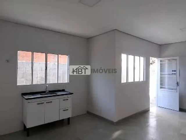 Casa 2 quartos e 1 banheiro, à venda, no bairro Parque Santa Cândida em Bauru