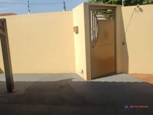Casa com 336m² 3 quartos e 2 banheiros, à venda, no bairro Parque São Carlos em Três Lagoas