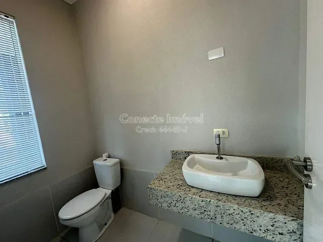 Casa 4 quartos e 4 banheiros, para alugar, no bairro Condomínio Residencial Lago da Barra em Jaguariúna