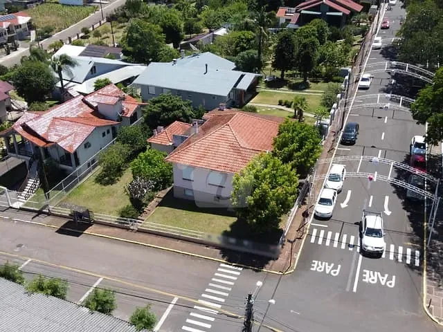 Casa com 203m² 3 quartos e 2 banheiros, à venda, no bairro Teutônia em Teutônia