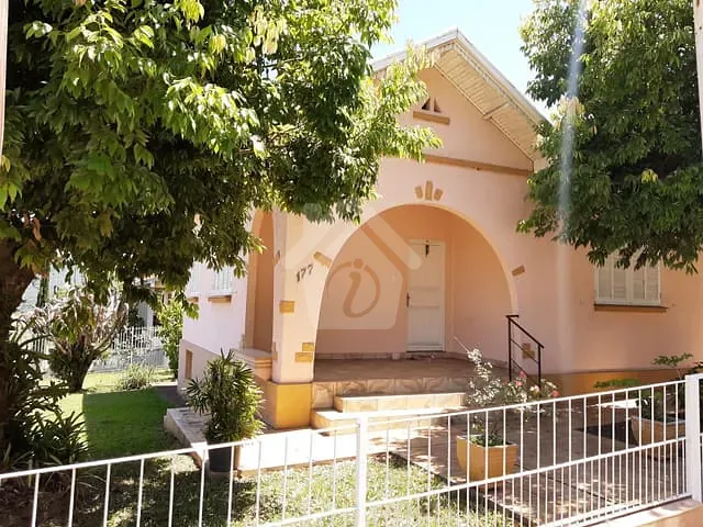 Casa com 203m² 3 quartos e 2 banheiros, à venda, no bairro Teutônia em Teutônia