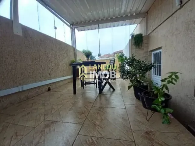 Casa 2 quartos e 2 banheiros, à venda, no bairro Vila de Vecchi em Jundiaí