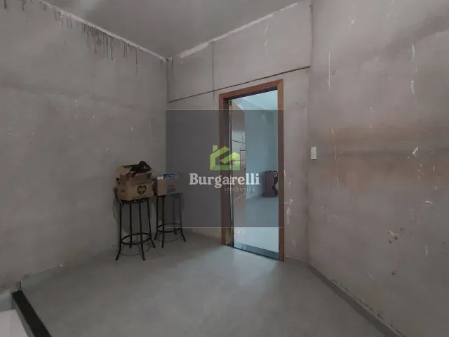 Casa 3 quartos e 2 banheiros, para alugar, no bairro Jardim Campestre em Lavras