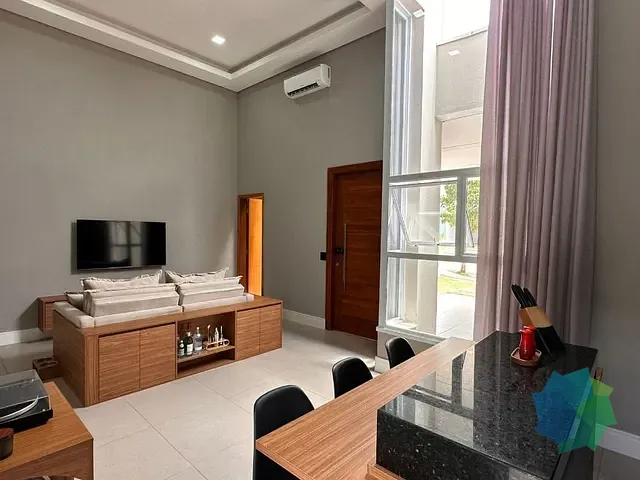 Casa com 175m² 2 quartos e 3 banheiros, à venda, no bairro Village Moutonnée em Salto