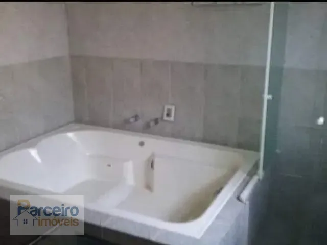 Casa com 360m² 4 quartos e 1 banheiro, à venda, no bairro Vila Nova Curuçá em São Paulo