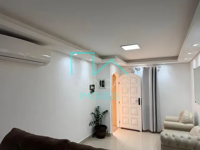 Casa com 250m² 2 quartos e 3 banheiros, à venda, no bairro Parque Residencial Eloy Chaves em Jundiaí