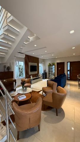 Casa com 508m² 4 quartos e 5 banheiros, à venda, no bairro Ipiranga em Louveira
