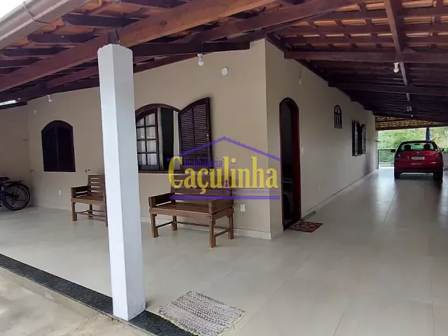 Casa 3 quartos e 1 banheiro, à venda, no bairro Centro (Ipiabas) em Barra do Piraí