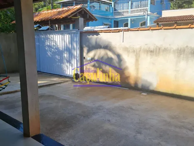 Casa 3 quartos e 1 banheiro, à venda, no bairro Centro (Ipiabas) em Barra do Piraí
