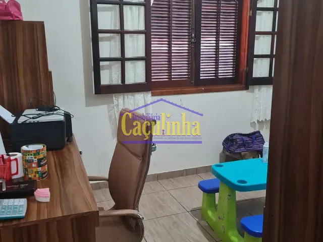 Casa 3 quartos e 1 banheiro, à venda, no bairro Centro (Ipiabas) em Barra do Piraí