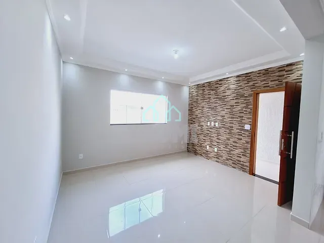Casa com 150m² 2 quartos e 2 banheiros, à venda, no bairro CECAP em Taubaté