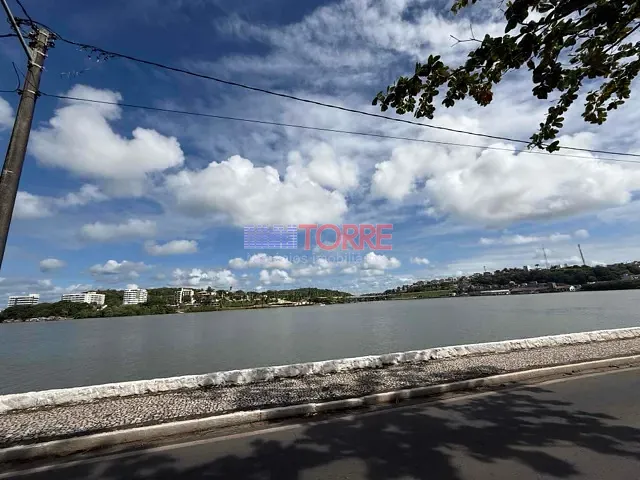 Casa com 840m² 5 quartos e 4 banheiros, à venda, no bairro São Sebastião em Ilhéus