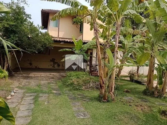 Casa com 700m² 3 quartos e 2 banheiros, à venda, no bairro Camboinhas em Niterói