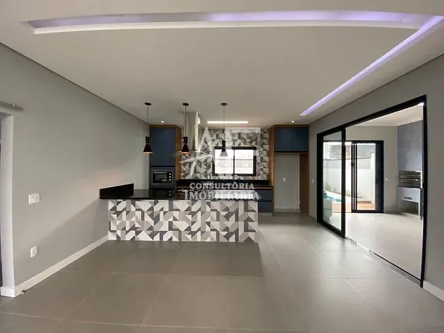 Casa com 300m² 3 quartos e 3 banheiros, à venda, no bairro Bairro dos Guedes em Tremembé