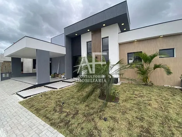 Casa com 300m² 3 quartos e 3 banheiros, à venda, no bairro Bairro dos Guedes em Tremembé