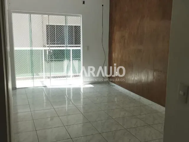 Casa com 106m² 3 quartos e 2 banheiros, à venda, no bairro Nova Esperança em Balneário Camboriú