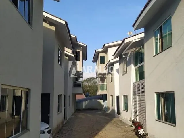 Casa com 106m² 3 quartos e 2 banheiros, à venda, no bairro Nova Esperança em Balneário Camboriú