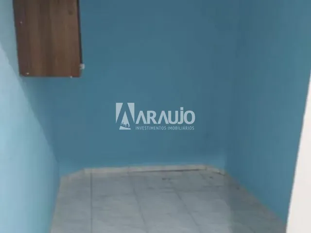 Casa com 106m² 3 quartos e 2 banheiros, à venda, no bairro Nova Esperança em Balneário Camboriú
