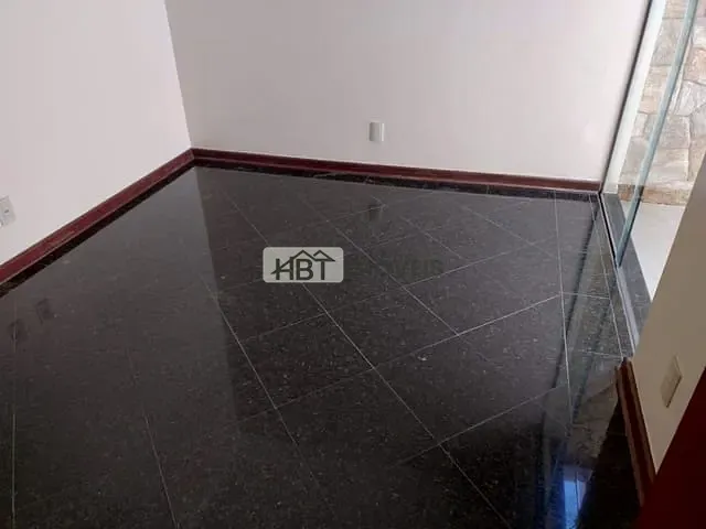 Casa 3 quartos e 2 banheiros, para alugar, no bairro Vila Nova Cidade Universitária em Bauru