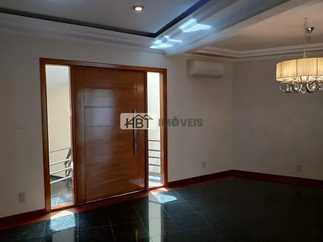 Casa 3 quartos e 2 banheiros, para alugar, no bairro Vila Nova Cidade Universitária em Bauru