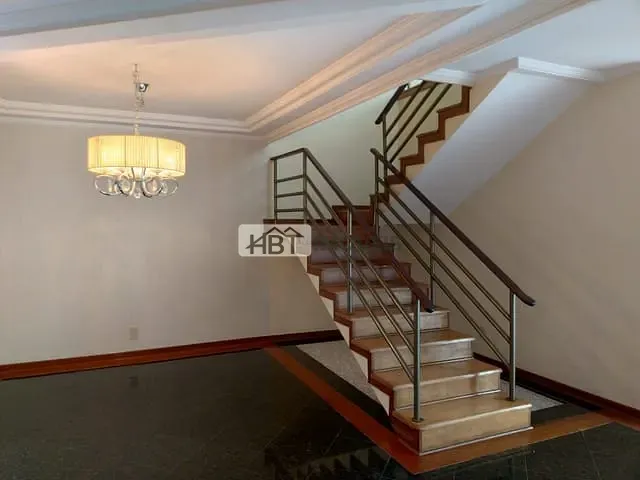 Casa 3 quartos e 2 banheiros, para alugar, no bairro Vila Nova Cidade Universitária em Bauru