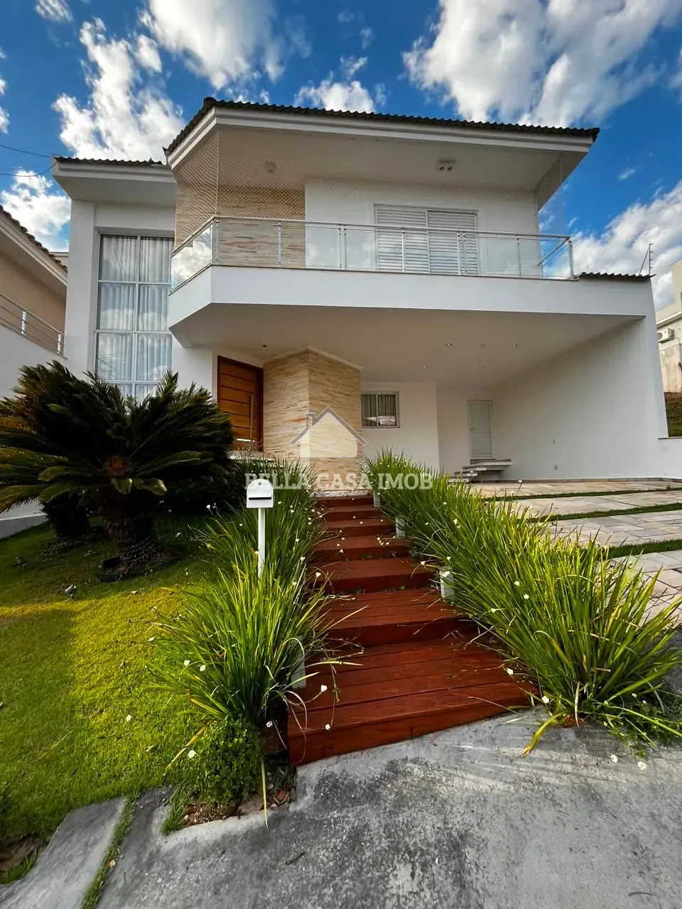 Casa, 3 quartos, 320 m² - Foto 1