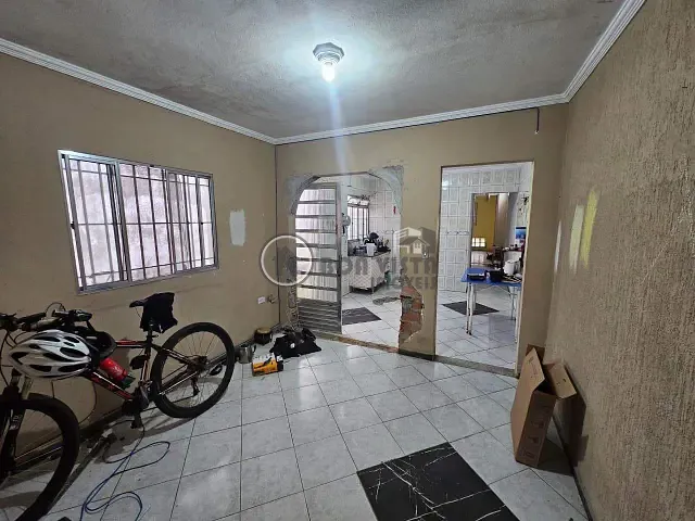Casa 2 quartos e 1 banheiro, à venda, no bairro Cidade Miguel Badra em Suzano
