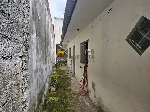 Casa 2 quartos e 1 banheiro, à venda, no bairro Cidade Miguel Badra em Suzano