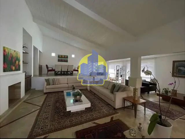 Casa com 1092m² 3 quartos e 3 banheiros, à venda, no bairro Bosque do Vianna em Cotia
