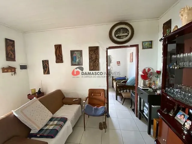 Casa com 146m² 2 quartos e 1 banheiro, à venda, no bairro Osvaldo Cruz em São Caetano do Sul