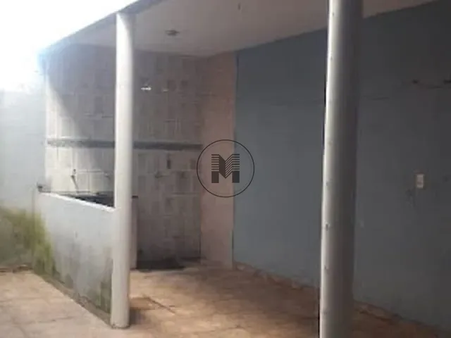 Casa com 250m² 4 quartos e 2 banheiros, à venda, no bairro Parque São Francisco III em Guaratinguetá