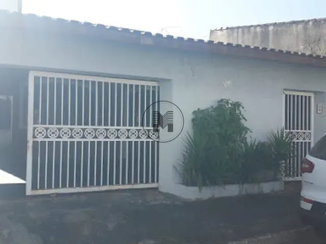 Casa com 250m² 4 quartos e 2 banheiros, à venda, no bairro Parque São Francisco III em Guaratinguetá