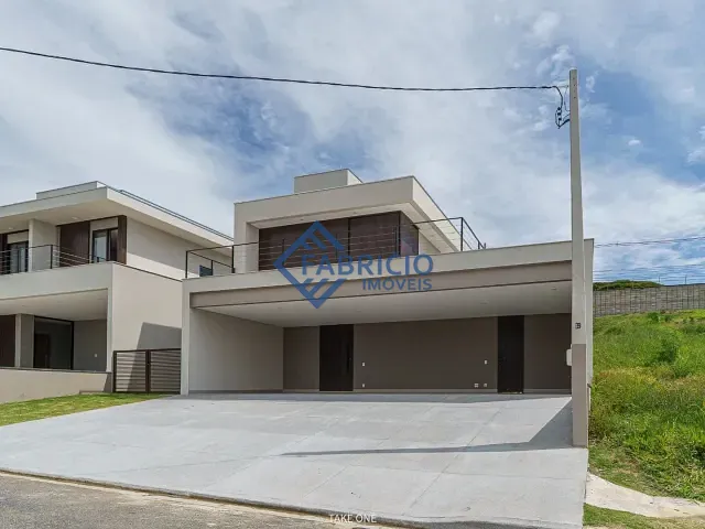 Casa com 600m² 3 quartos e 4 banheiros, à venda, no bairro Bosque em Vinhedo