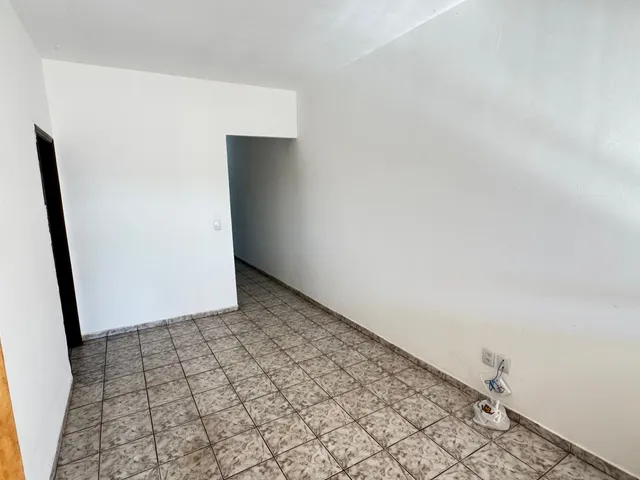 Casa 3 quartos e 2 banheiros, à venda, no bairro Jardim Aeroporto em Tatuí
