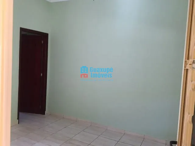 Casa com 140m² 3 quartos e 1 banheiro, à venda, no bairro Residencial Aroeira II em GUAXUPÉ