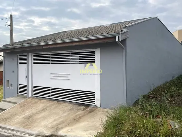 Casa com 200m² 3 quartos e 2 banheiros, à venda, no bairro Residencial Vila Martins em Salto