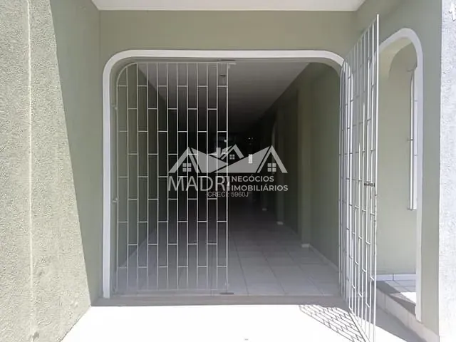 Casa com 360m² 6 quartos e 2 banheiros, à venda, no bairro Passa Vinte em Palhoça